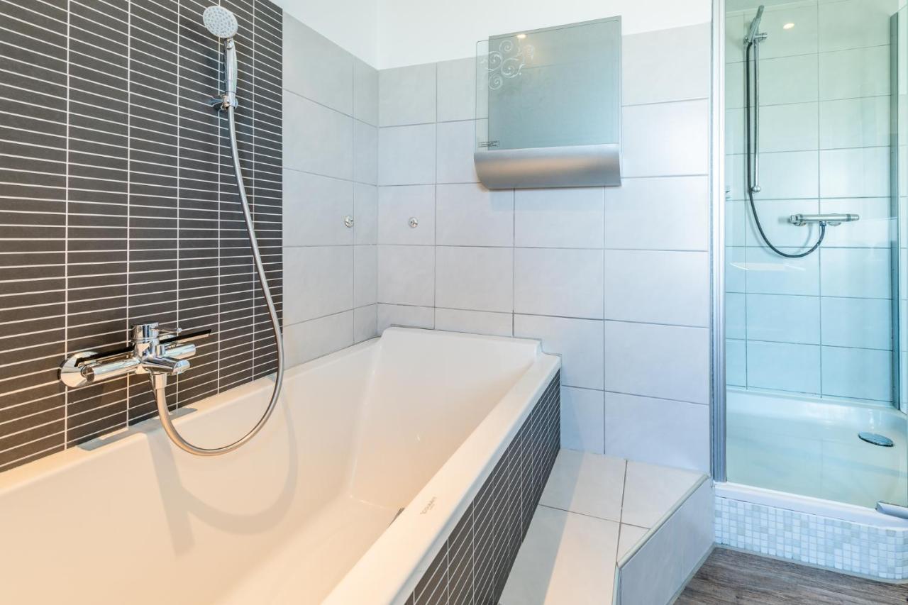 Ferienwohnung Fischach Buitenkant foto